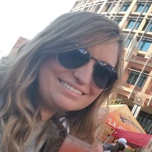 Meet your Posher, Kat